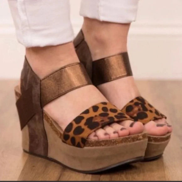 PIERRE DUMAS CHANTEL-2 Leopard Print Size 10M Wedge Sandals Womens New